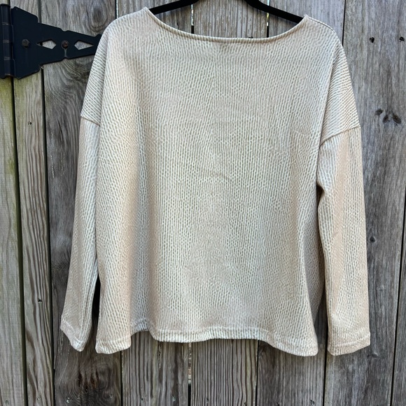 DRAGONFLY Long-Sleeve Gold Tan Shirt Top Women’s Small - Picture 6 of 7